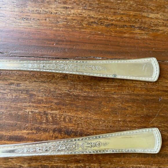 Vintage 1927 R C Co Orleans Set of 3 Dinner Spoons - Picture 3 of 11